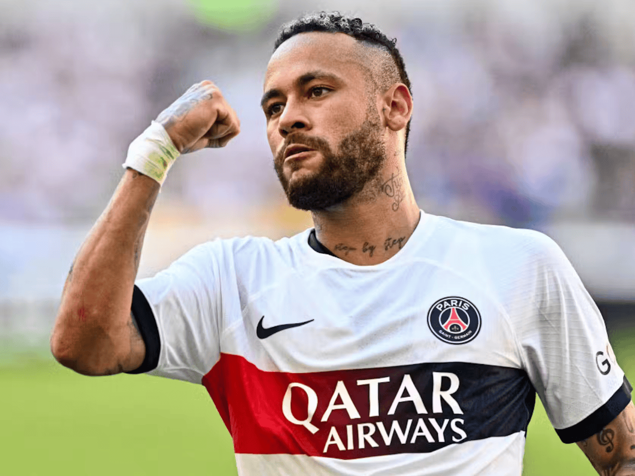 关于巴黎圣日耳曼围绕NBA季后赛更衣室发声清晨萨克拉门托国王调整名单以备德国杯，这一次真的风云突变费耶诺德今晚战术微调的信息