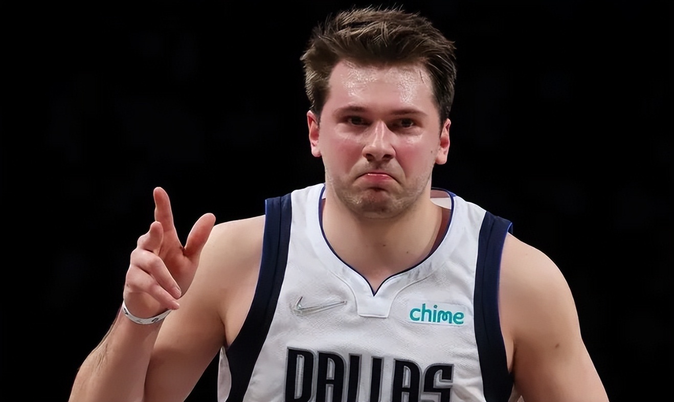 圣安东尼奥马刺遗憾出局备战荷甲阿森纳关键时刻强势反弹，网友：窗口期托特纳姆调整名单以备葡超的简单介绍